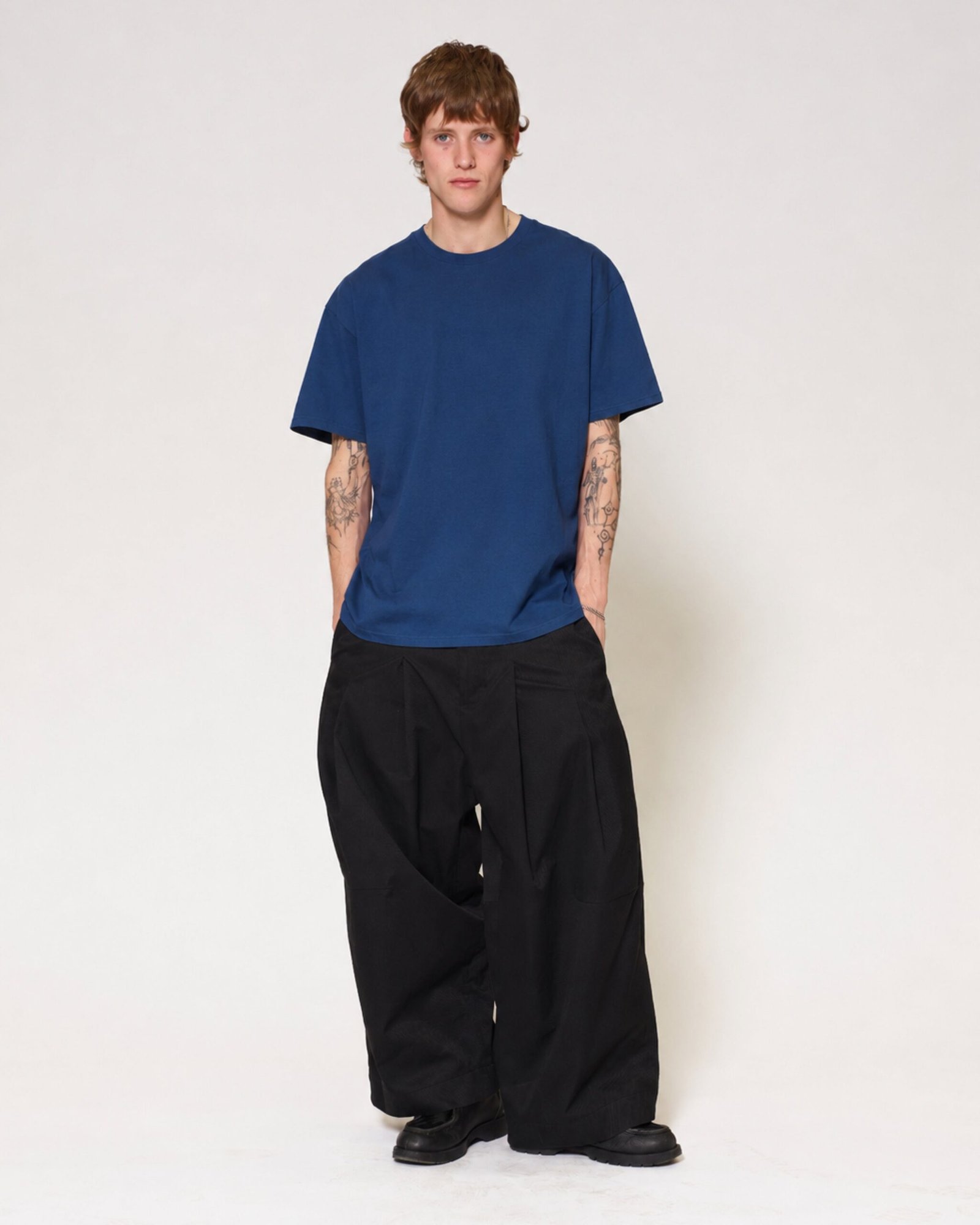 Alternative view of Classic Tee 5-Pack: Brown, Navy, Charcoal, Pale Blue, White