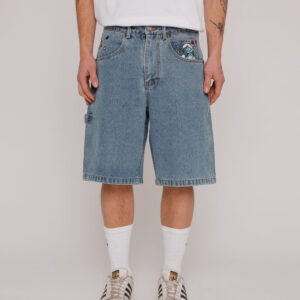 Alternative view of Dazed Jorts